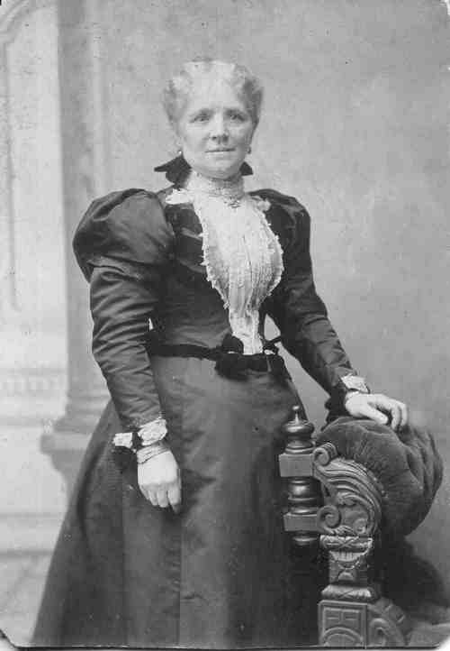collection V. E. Tomlinson